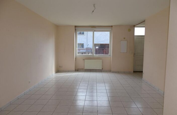 Immeuble comprenant 4 appartements + caves, jardin et parkings — photo 3