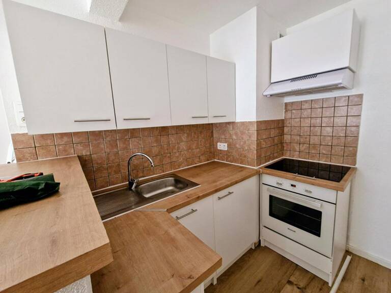 ROANNE - APPARTEMENT T2 — photo 1
