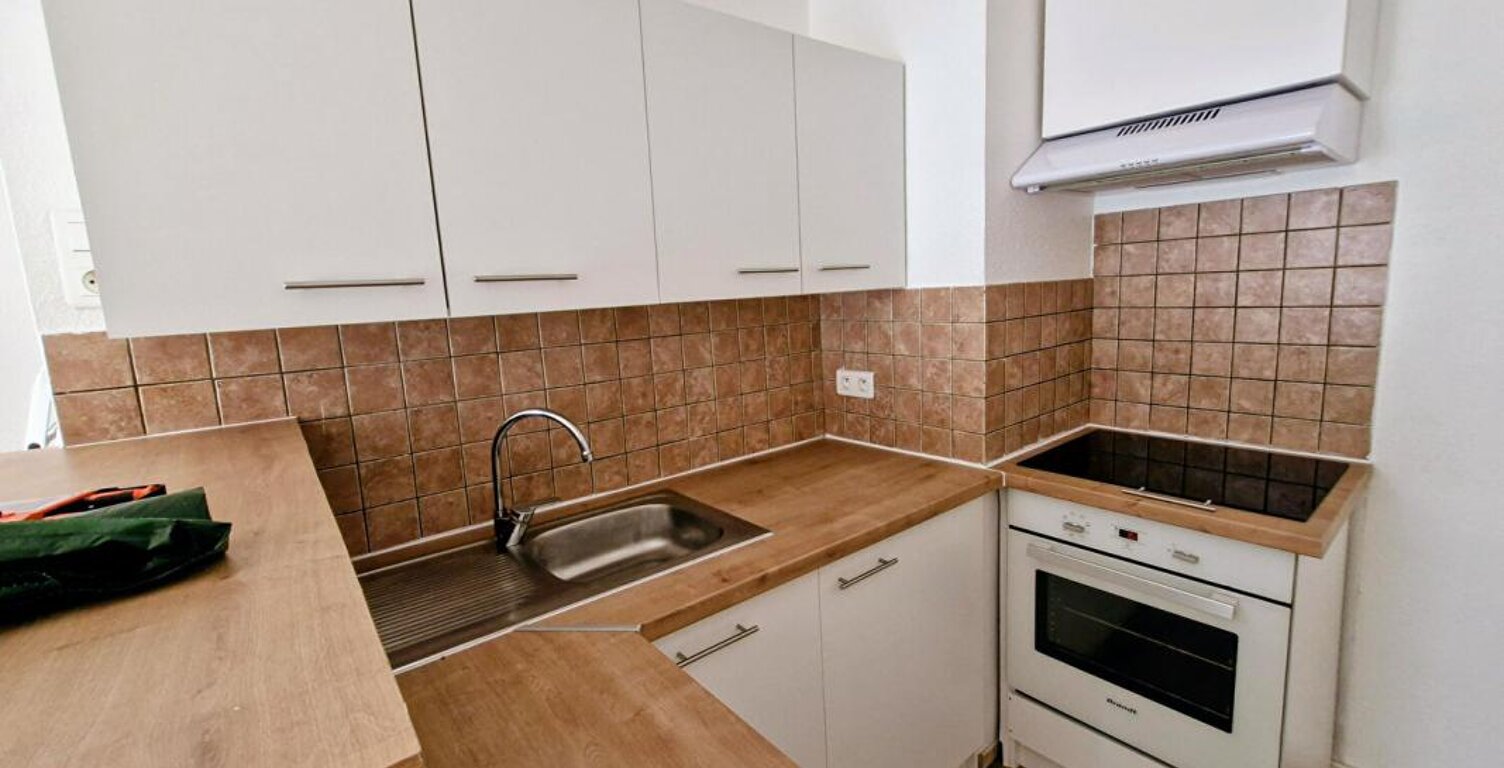 ROANNE - APPARTEMENT T2 — photo 1