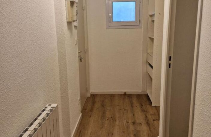 ROANNE - APPARTEMENT T2 — photo 4