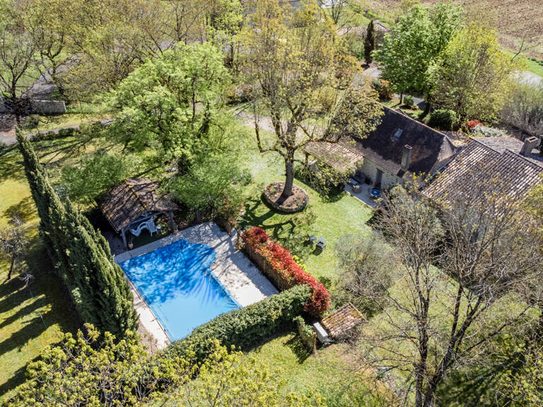 Charmante Maison de campagne,+/-170m2, 4 chambres, piscine, 5676M2 jardin — photo 1