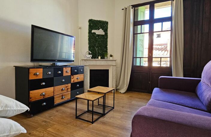 IMMEUBLE DE RAPPORT 4 LOTS ? 240 000  -RENTABILITÉ BRUTE : ENVIRON 9 % Perpignan centre historique -8 rue Grande la Monnaie — photo 2
