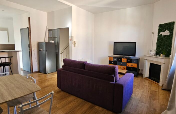 IMMEUBLE DE RAPPORT 4 LOTS ? 240 000  -RENTABILITÉ BRUTE : ENVIRON 9 % Perpignan centre historique -8 rue Grande la Monnaie — photo 3
