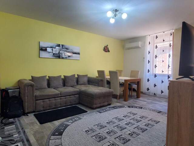 Lots de deux appartements + cave au sein d'une copropriété — photo du bien