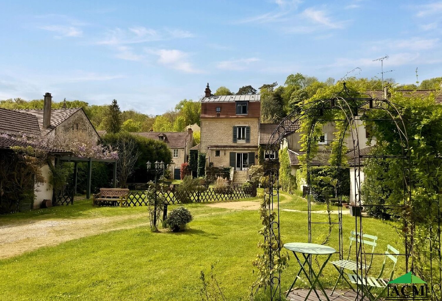 Vente maison 4 pièces 122 m² Valmondois (95760) — photo 1