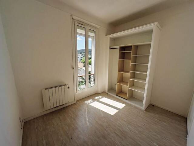 Exclusivité, Auriol centre, Appartement 3 pièces — photo du bien