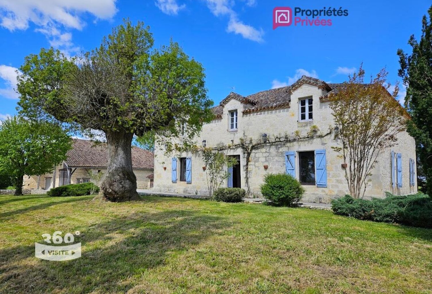 Propriété de charme - Maison de maître 245 m², Grange, piscine - 2 ha avec vue dominante — photo 1