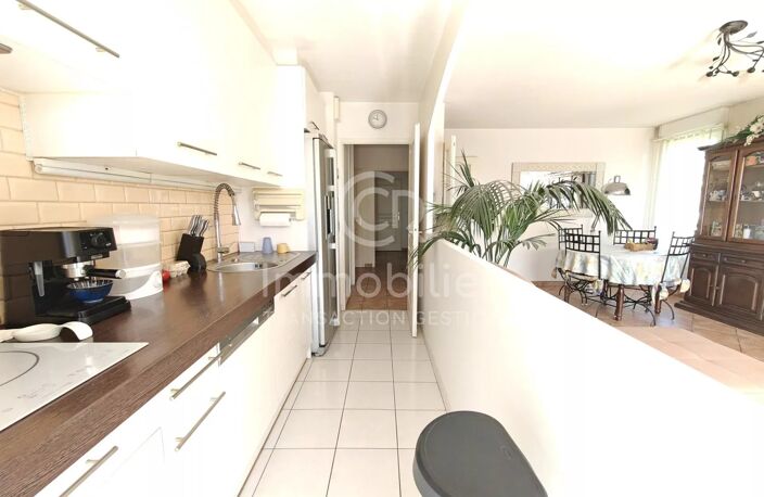 T3 SUD-EST TERRASSE GARAGE PROCHE A8 — photo 4