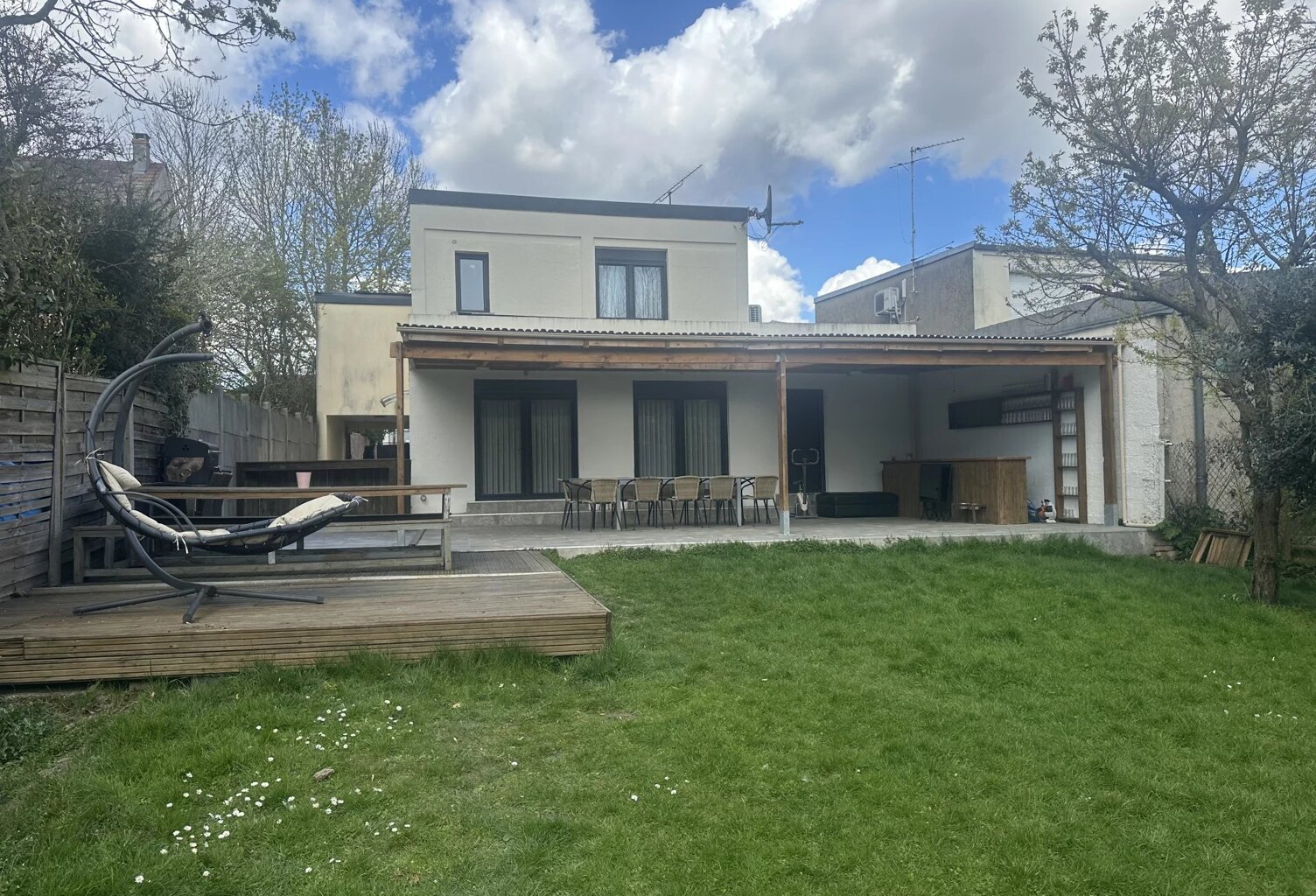 GRANDE MAISON FAMILLIALE — photo 1