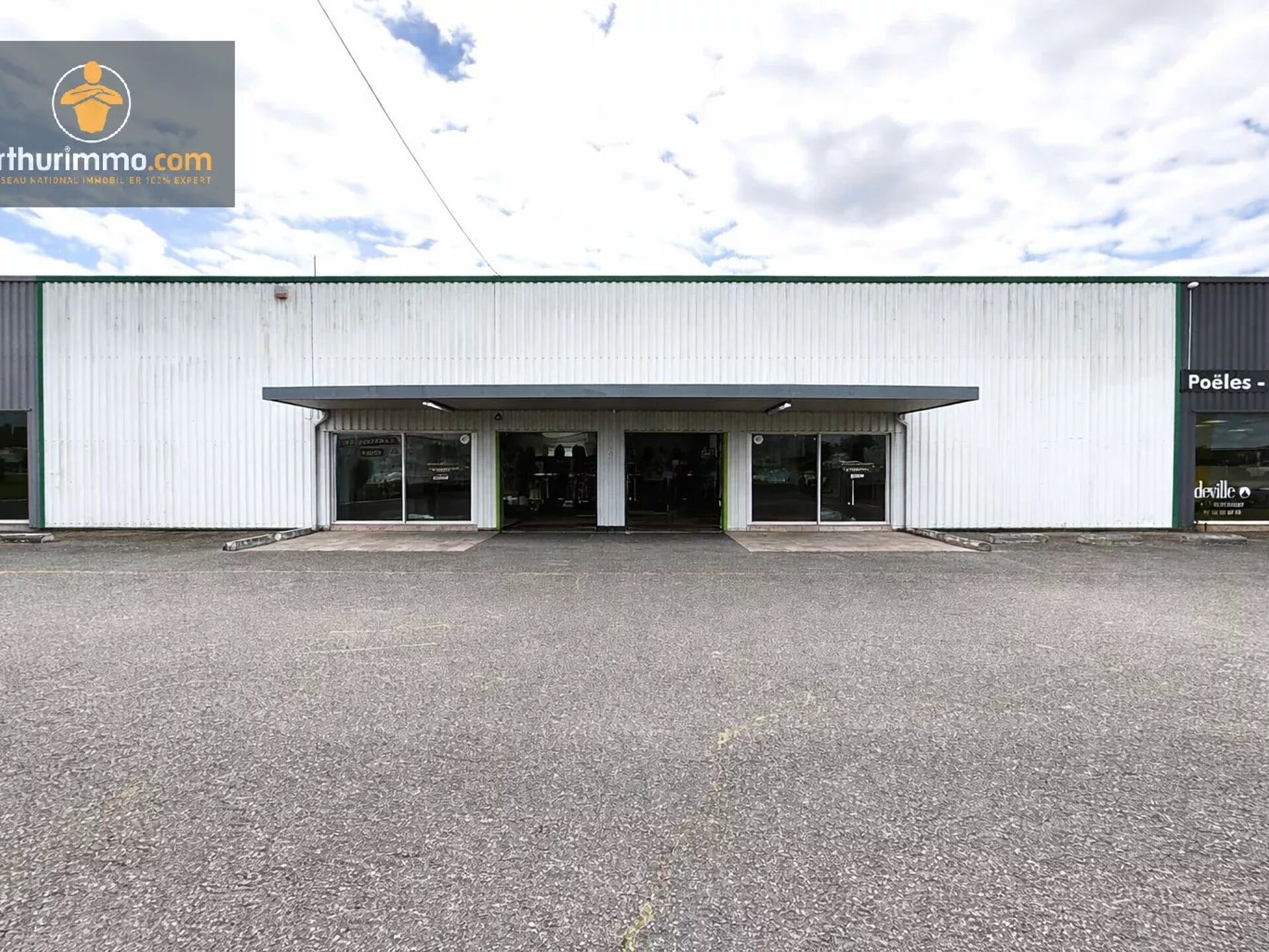 Local commercial 1 pièce 600 m² · à Marmande · 600 m² · 4 633 €/mois