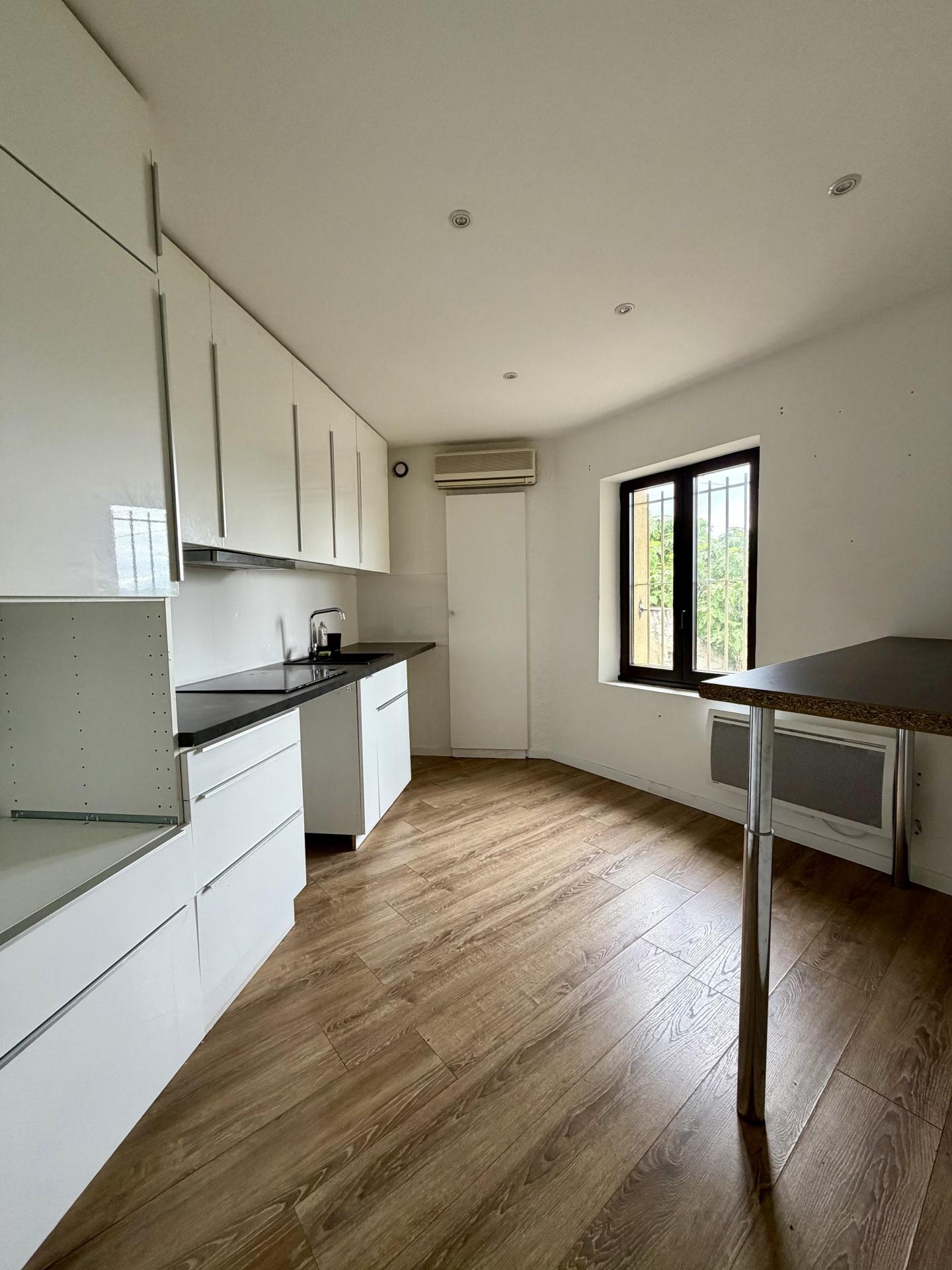 Appartement  T2 à louer Marseille 11eme 13011