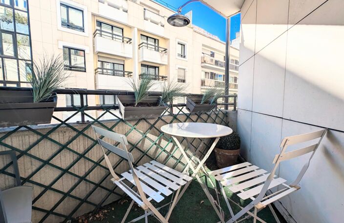 Vente appartement 3 pièces 68 m² Paris 15 (75015) — photo 2