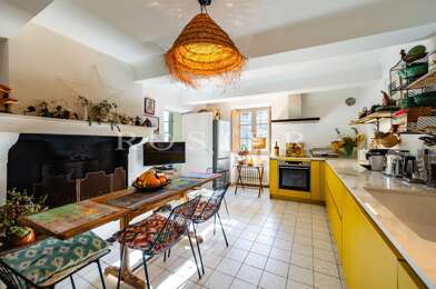 Maison  880000 €