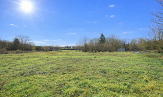Terrain  2595 m² à vendre à Chevresis-Monceau (02270)