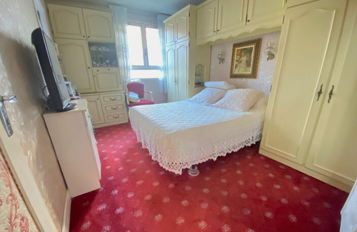 VENTE EN EXCLUSIVITE F2 meublé avec balcon et box   Paris 18 — photo 3
