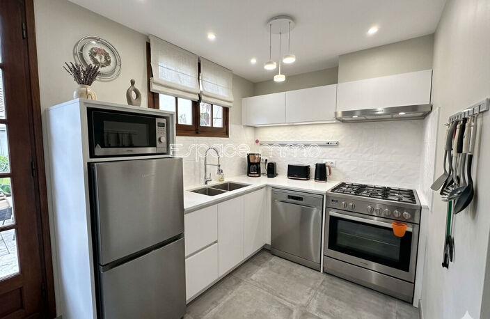 Maison mitoyenne d'un côté - 104m² - 4 chambres - Centre de MONTVILLE - 257m² de terrain — photo 5