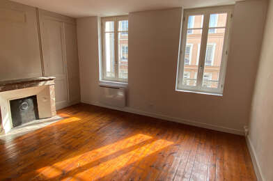 Appartement 3 pièces 715 €