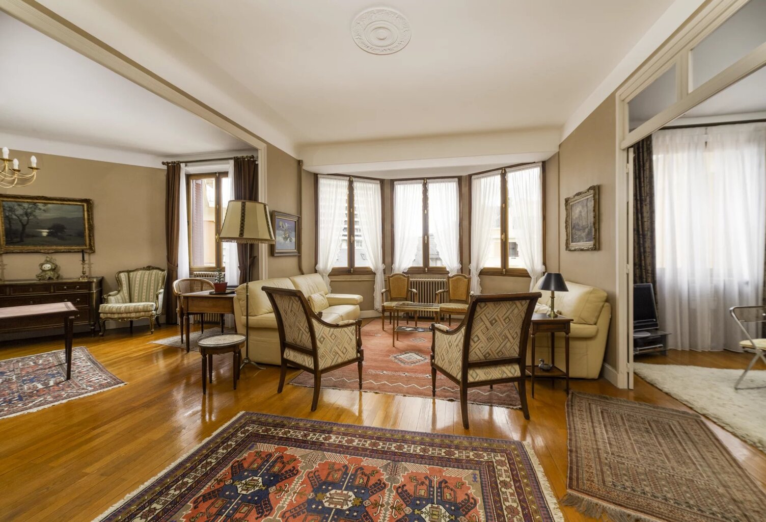 Appartement T8 Chambéry Centre-ville — photo 1