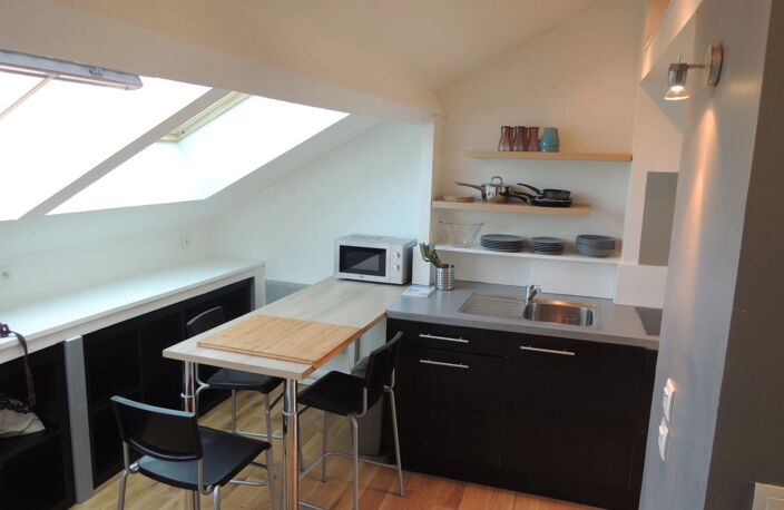 Studio meublé - 3 chemin Montrigaud — photo 2