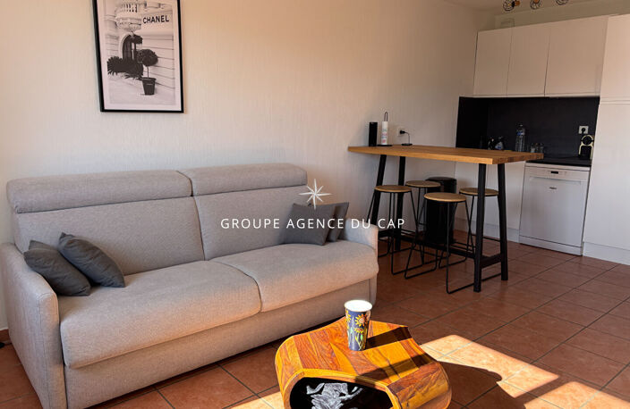 APPARTEMENT 2 PIECES RESIDENCE AVEC PISCINE APERCU MER AUX ISSAMBRES — photo 3