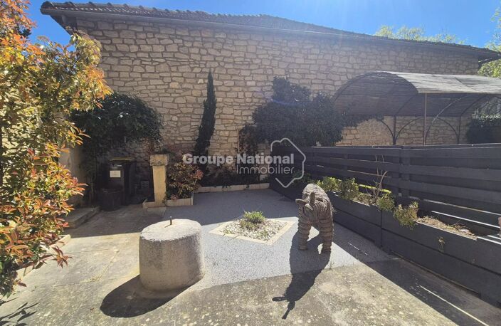 CARPENTRAS - BELLE MAISON 250 M² AVEC JARDIN — photo 3