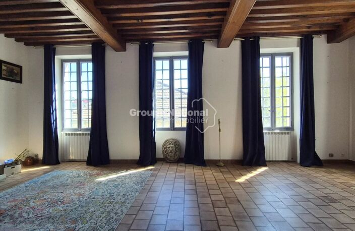CARPENTRAS - BELLE MAISON 250 M² AVEC JARDIN — photo 5