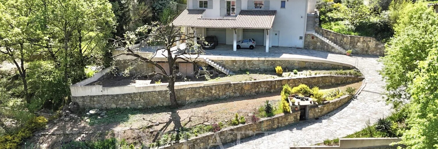 Maison 5 Pièces 140 m² à vendre à Le Rouret (06650)