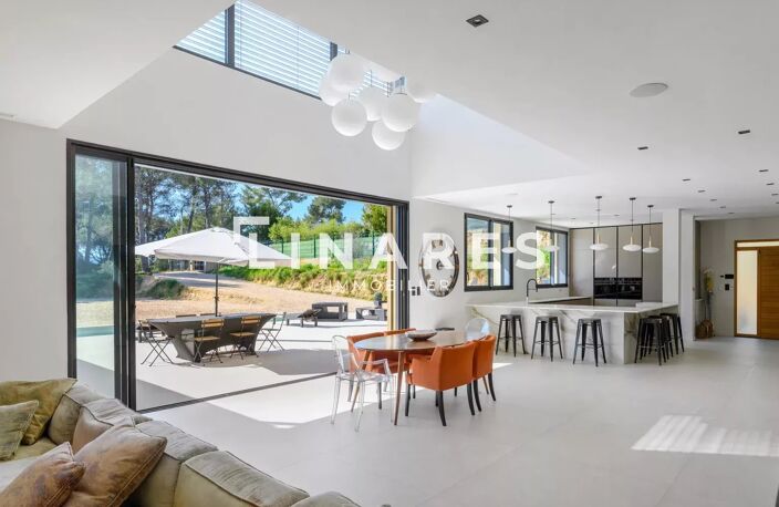 QUINTESSENCE - Villa T5 de 240m² - Garage de 115m² - Piscine - T — photo 3