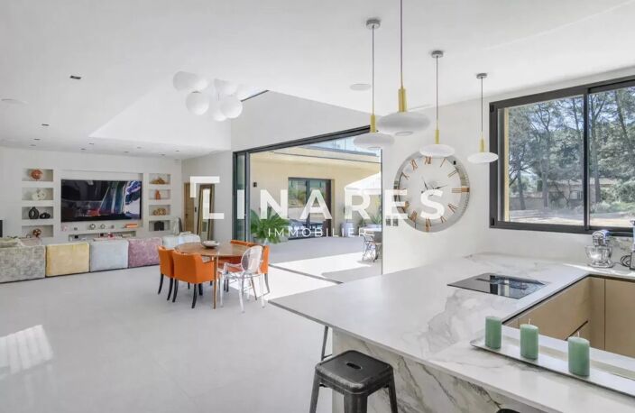 QUINTESSENCE - Villa T5 de 240m² - Garage de 115m² - Piscine - T — photo 5