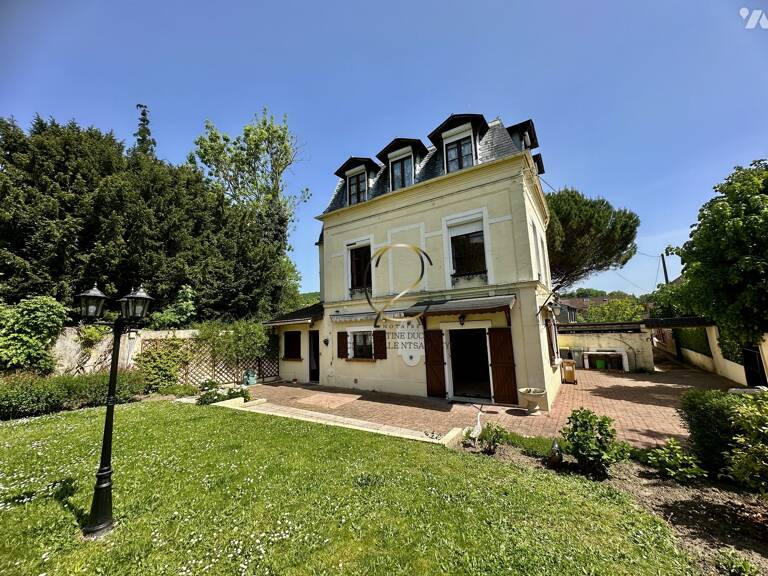 Maison 8 pièces 200 m² — photo 1