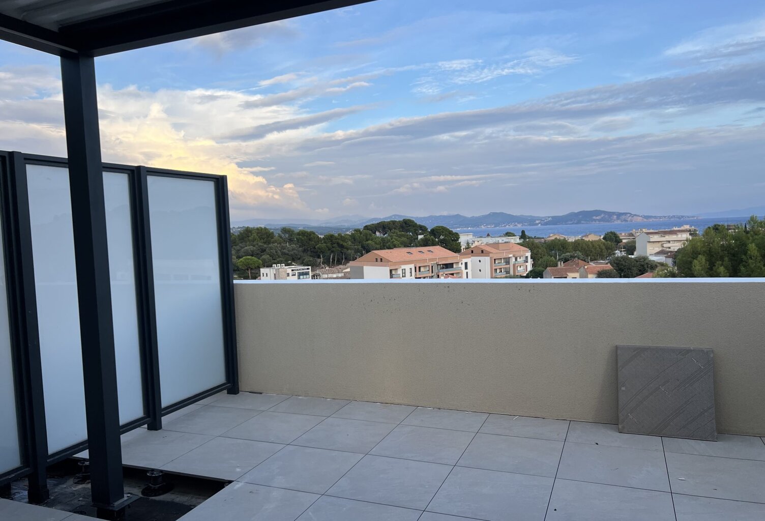 Superbe T4/5 DERNIER ETAGE TERRASSE VUE MER — photo 1