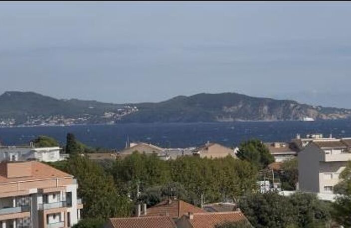 Superbe T4/5 DERNIER ETAGE TERRASSE VUE MER — photo 3