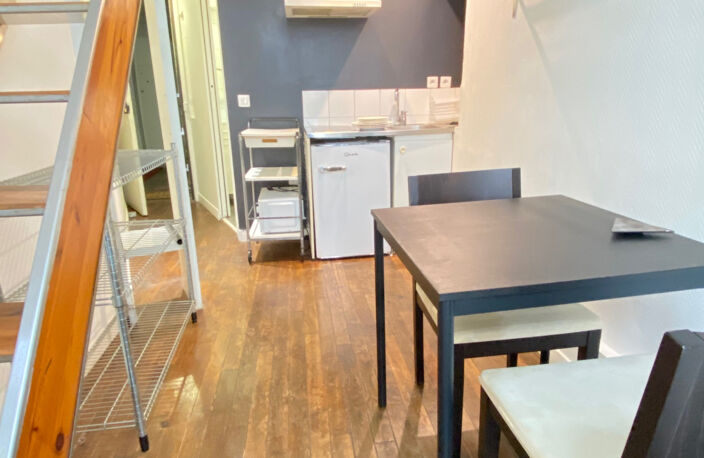 un studio au 1er étage dans un quartier agréable, actuelleme — photo 4