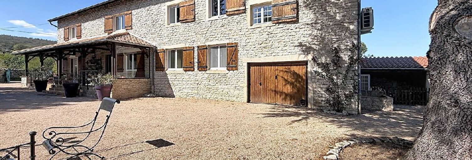 Maison 11 Pièces 272 m² à vendre à Saint-Gengoux-de-Scissé (71260)