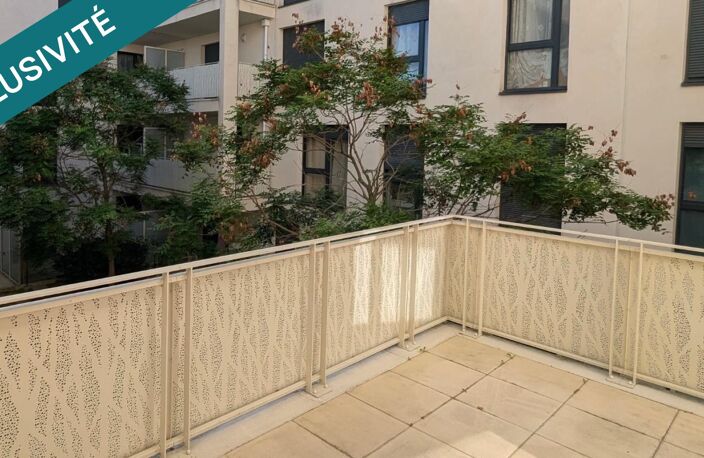 VICTOR HUGO/MAIRIE- F4 82m2+TERRASSE & PARKING — photo 2