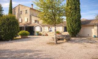Maison 9 Pièces 300 m² à vendre à L'Isle-sur-la-Sorgue (84800)