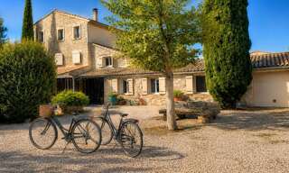 Maison 9 Pièces 300 m² à vendre à L'Isle-sur-la-Sorgue (84800)