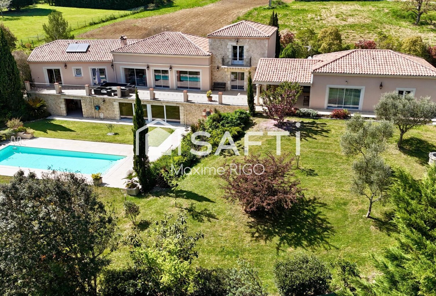 Villa de prestige 358m² avec maison d'invités — photo 1