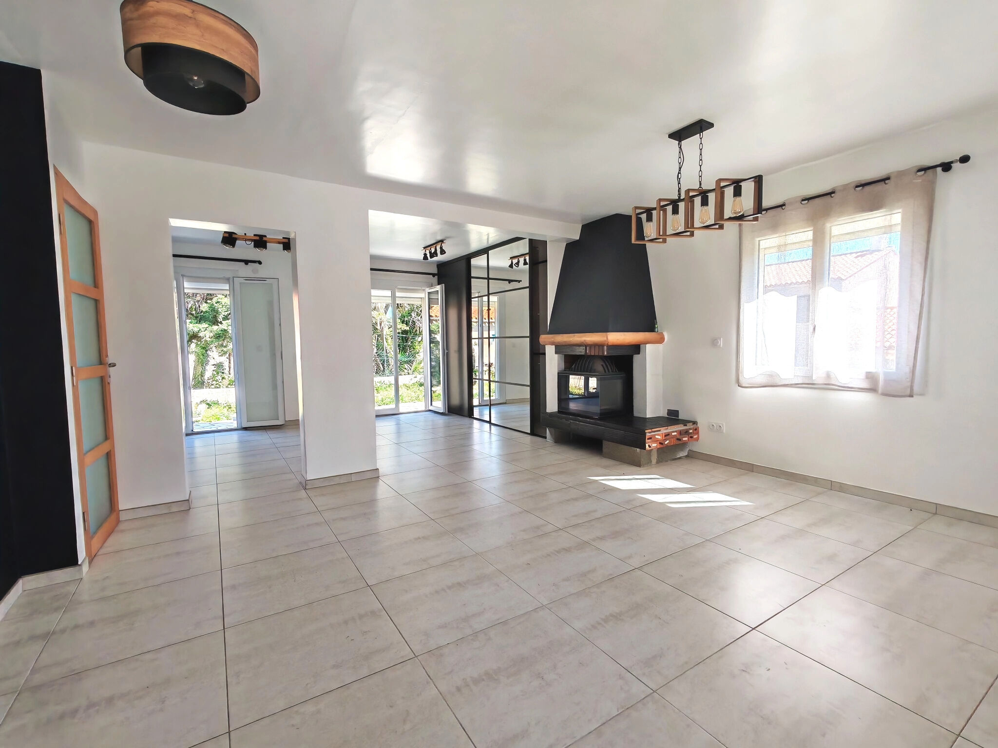 Villa / Maison  T5 à vendre Villeneuve-de-la-Raho 66180