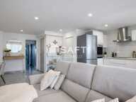 APPARTEMENT RÉNOVÉ AVEC DOUBLES EXTÉRIEURS — photo 2