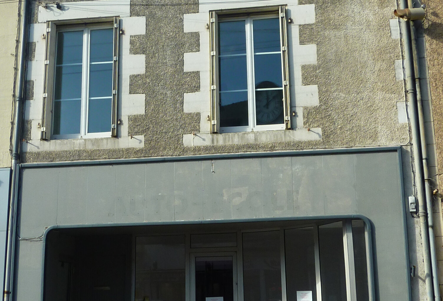   — photo 1