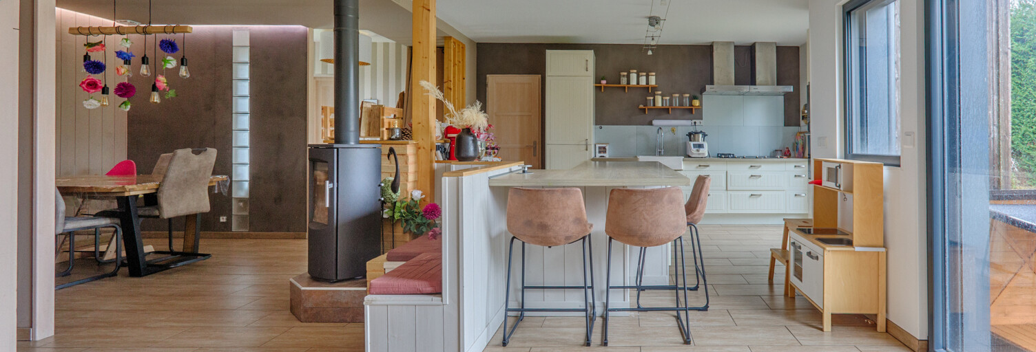 Maison 7 Pièces 130 m² à vendre à Thoiry (78770)