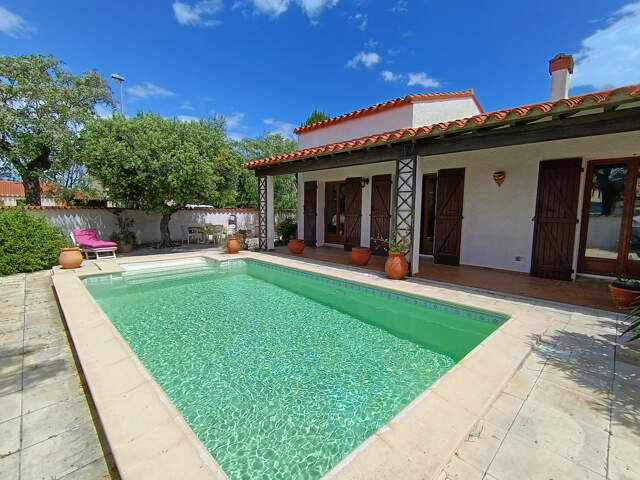Villa 3 chambres avec garage et piscine à 300m de la plage — photo du bien