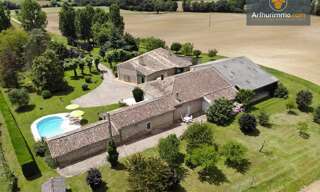 Maison 12 Pièces 400 m² à vendre à Eymet (24500)