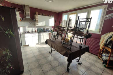 Maison 8 pièces 80000 €