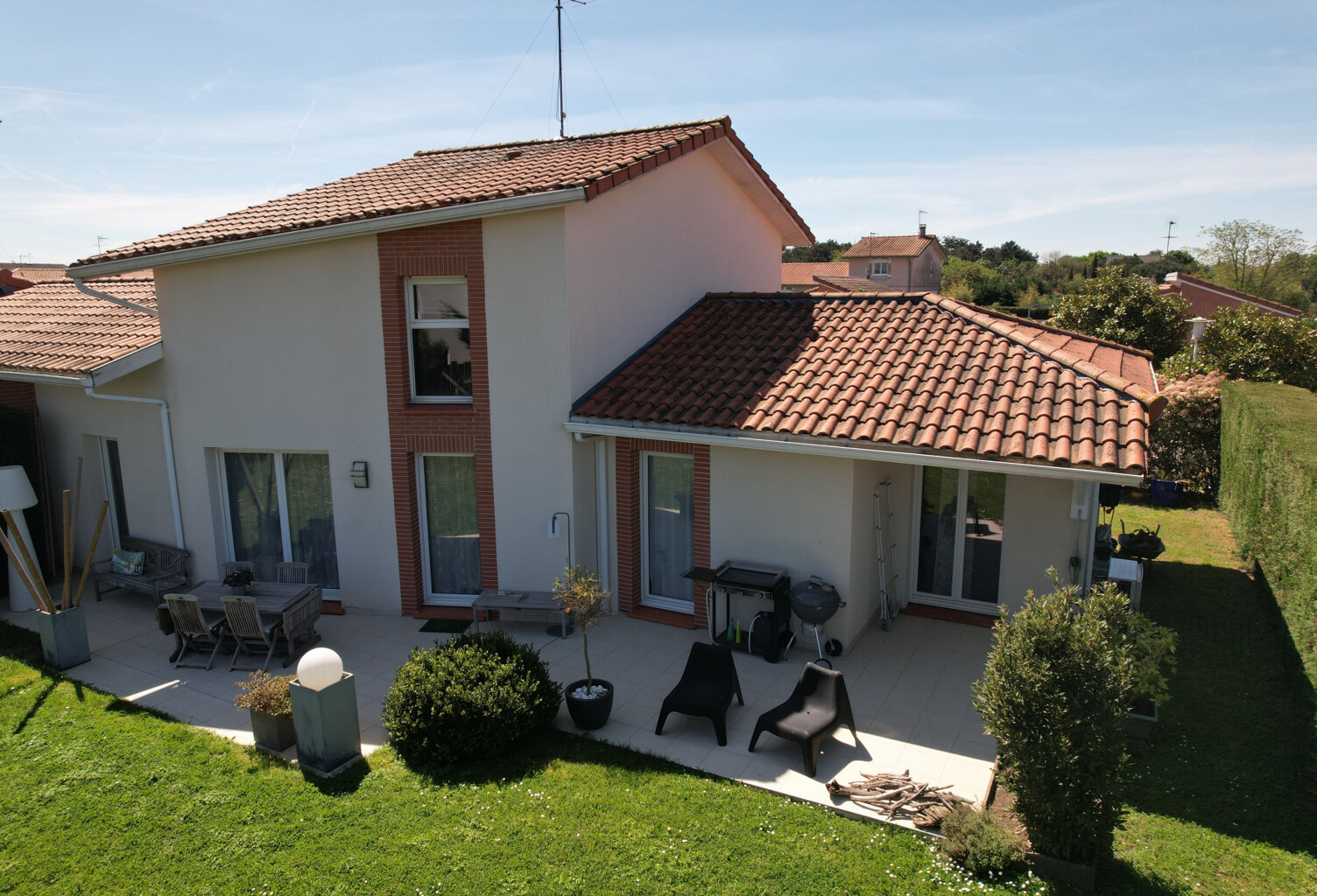 EXCEPTIONNEL  VILLA  T5 108 m2 HYPER CENTRE VILLE AVEC GARAG — photo 1