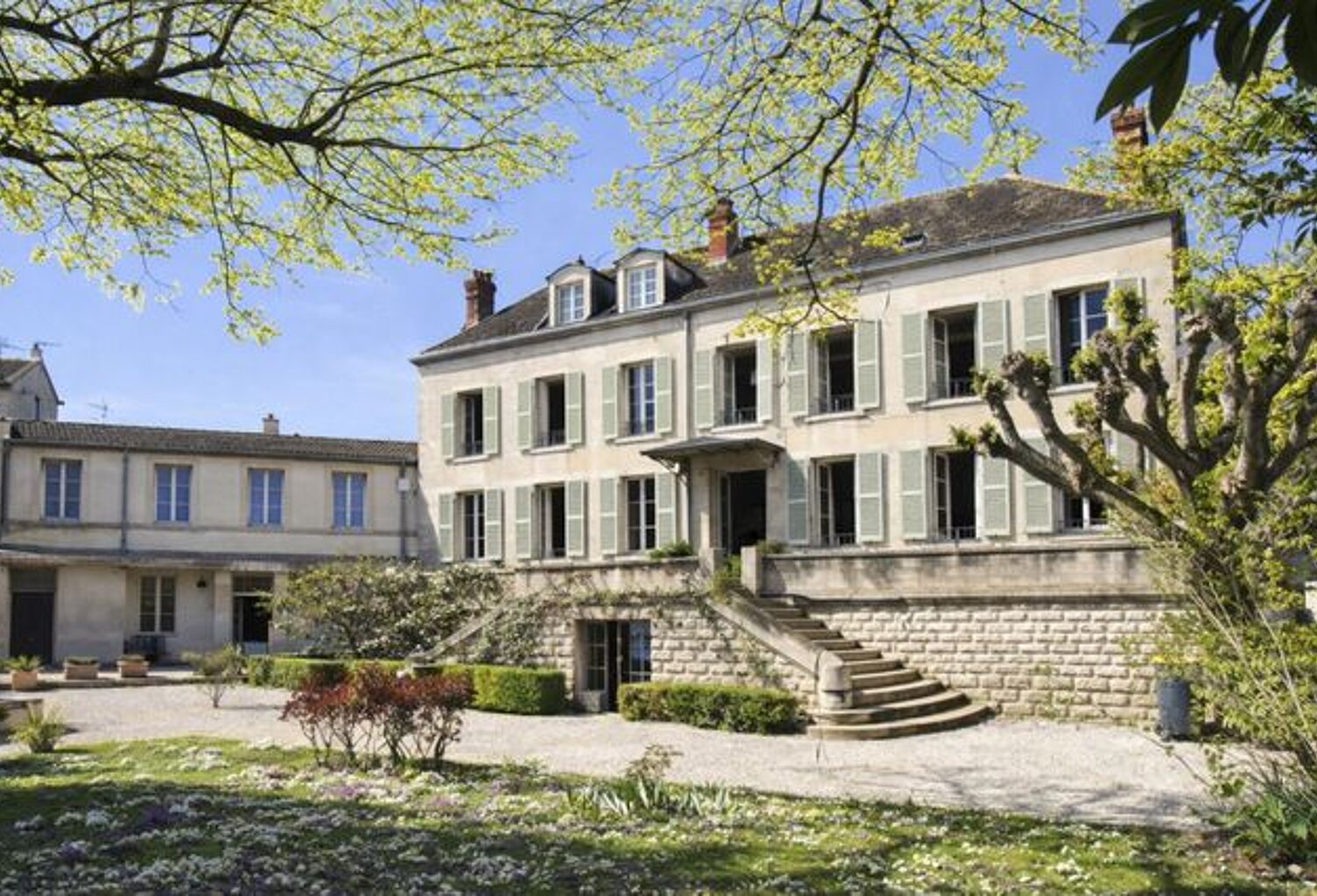 PROPRIÉTÉ DE FAMILLE  — photo 1