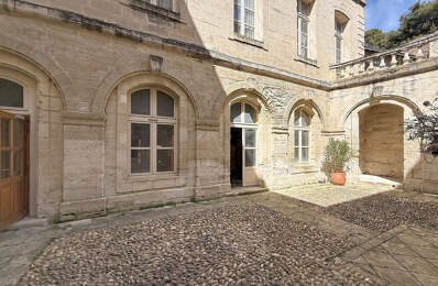 Appartement à rénover dans un ancien hôtel particulier — photo du bien