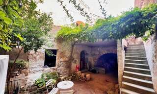 Maison 8 Pièces 207 m² à vendre à Fabrezan (11200)