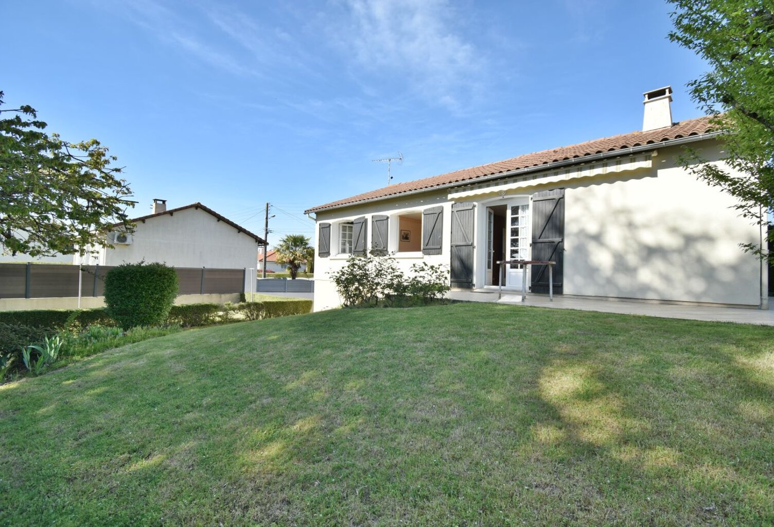 Maison Réf : Oeillet — photo 1